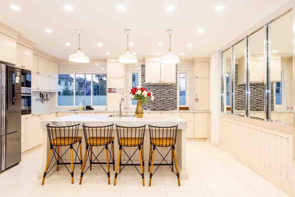 3Bd Pool Villa Pattaya With Sauna - Exquisite Pool Villa B Nong Prue Exteriör bild